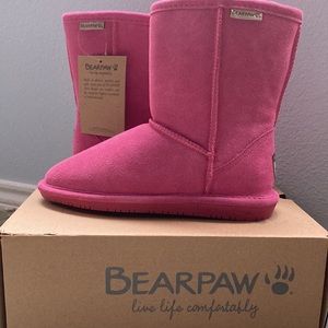 Brand new in box, BearPaw warm boots, pink